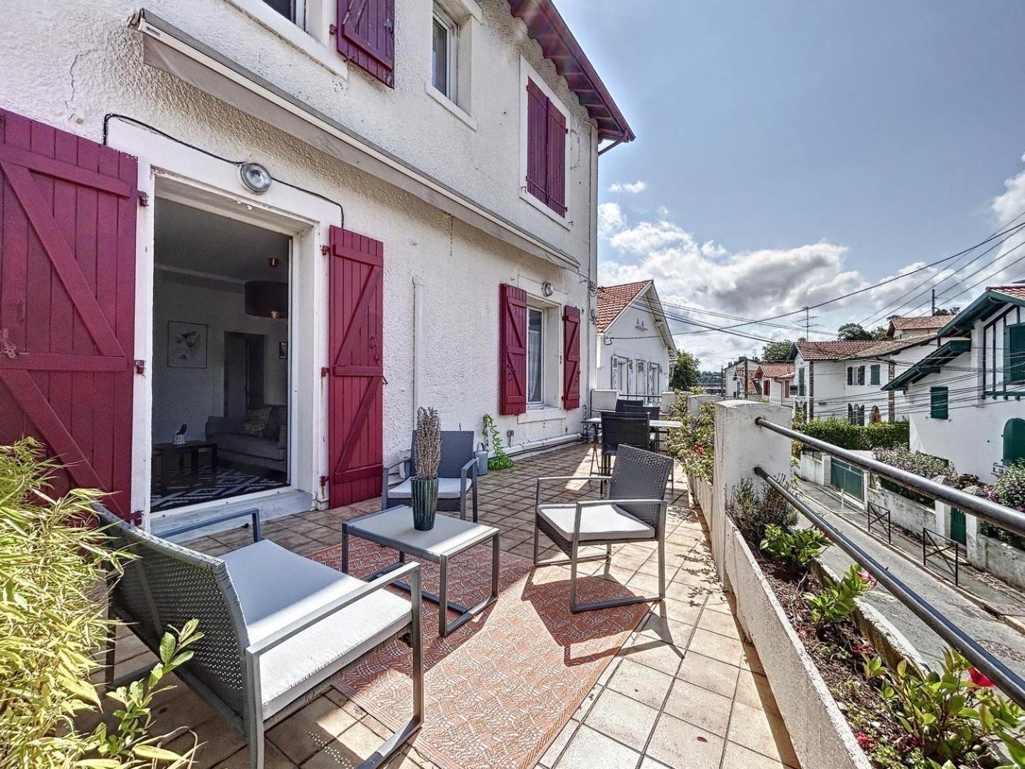 Appartement De Charme Erdizka Classe 3 Etoiles Bayonne Exterior photo